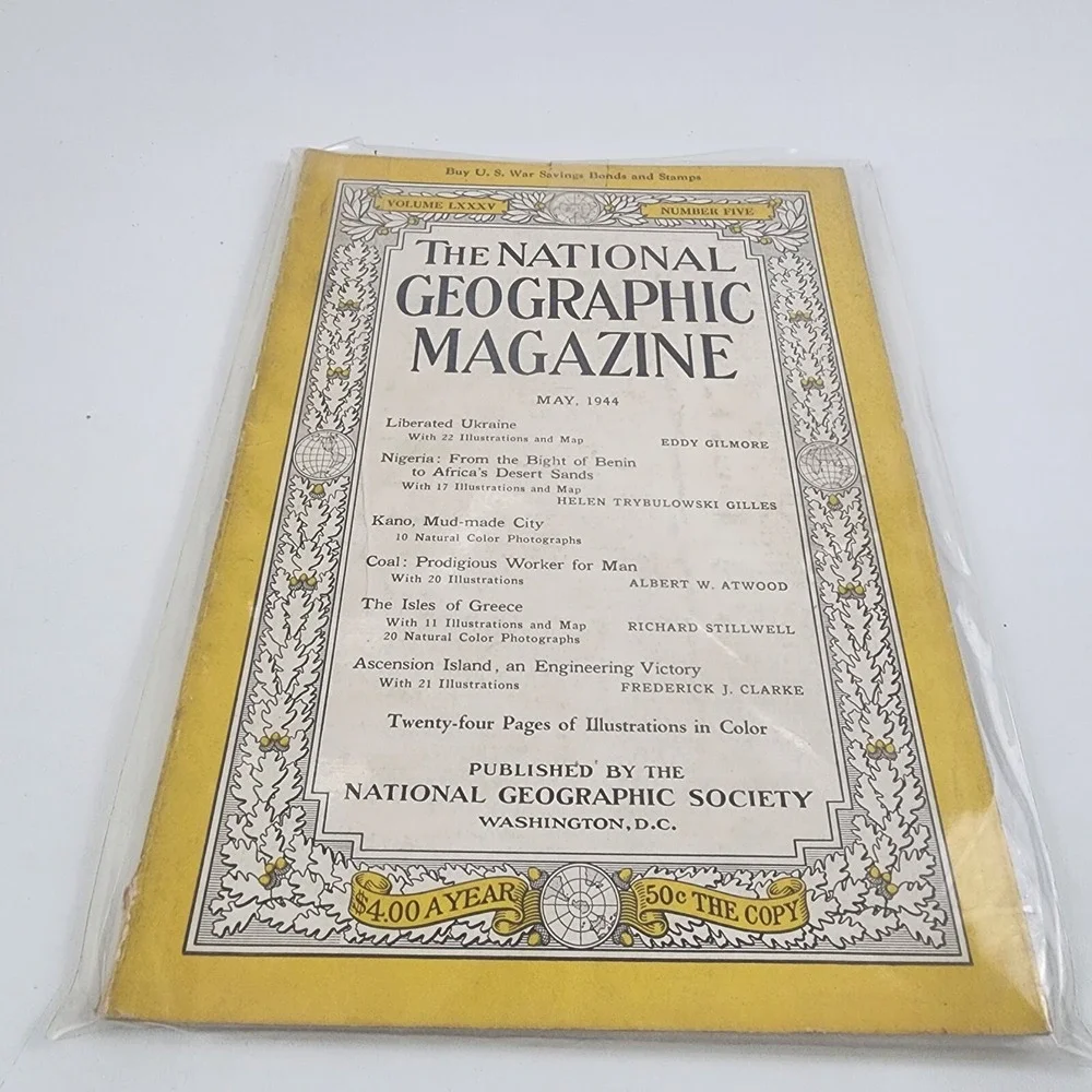 National Geographic Magazine May‎ 1944 No Insert